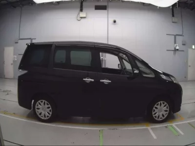 Mazda BIANTE