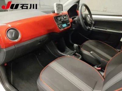 Volkswagen UP