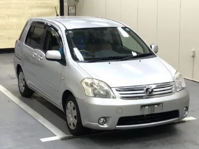 Toyota RAUM