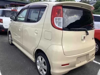 Suzuki MRWAGON