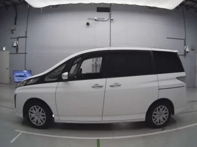 Mazda BIANTE
