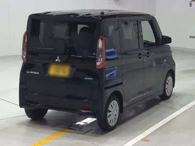 Mitsubishi EK SPACE