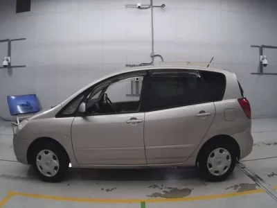 Toyota COROLLA SPACIO