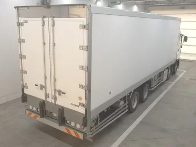Isuzu TRUCK
