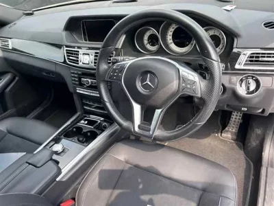 Mercedes-Benz E CLASS WAGON