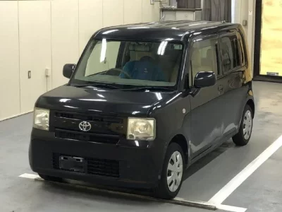 Toyota PIXIS SPACE