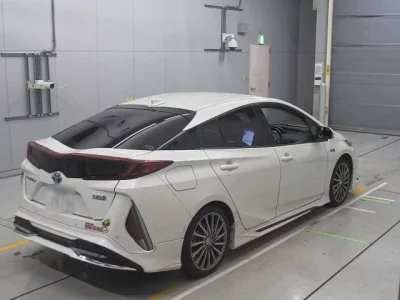 Toyota PRIUS PHV