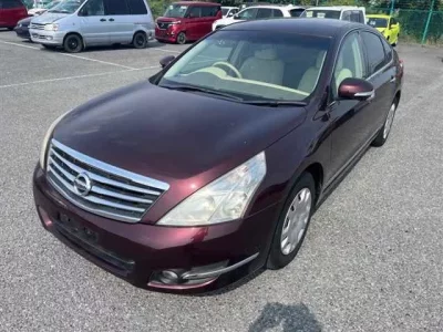 Nissan TEANA