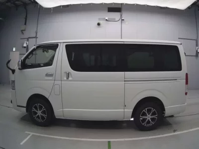 Toyota REGIUS ACE VAN