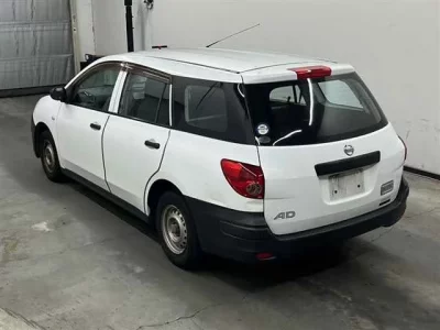 Nissan AD