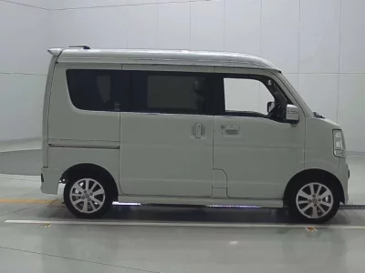 Nissan CLIPPER RIO