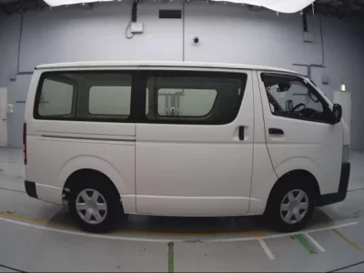 Toyota REGIUS ACE VAN