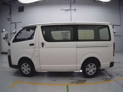 Toyota REGIUS ACE VAN