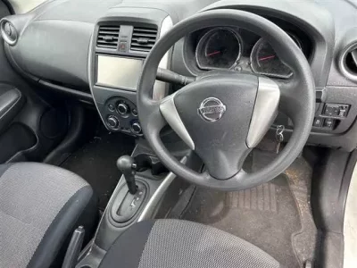 Nissan TIIDA LATIO