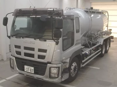 Isuzu TRUCK