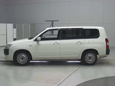 Toyota SUCCEED