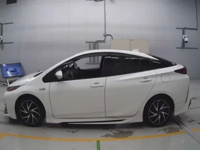 Toyota PRIUS PHV