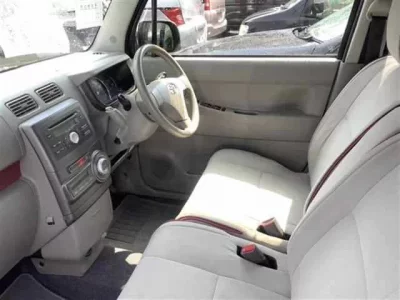 Toyota PIXIS SPACE