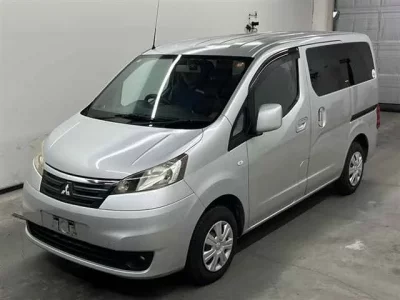 Mitsubishi DELICA D3