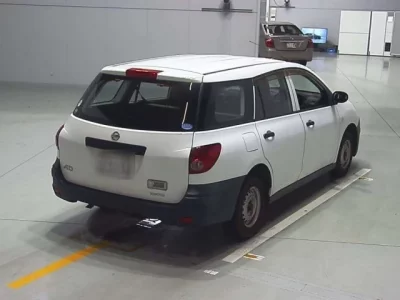 Nissan AD