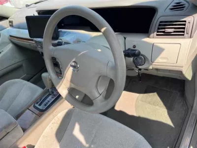 Nissan CEDRIC