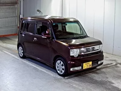 Toyota PIXIS SPACE