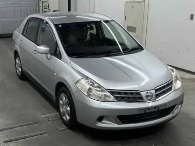 Nissan TIIDA LATIO