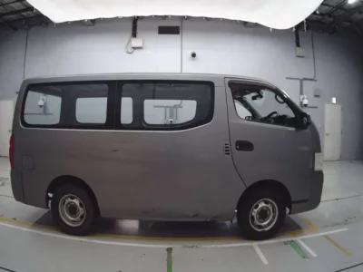 Isuzu COMO