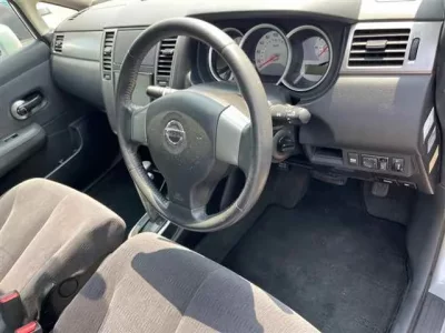 Nissan TIIDA LATIO