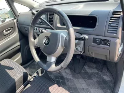 Suzuki MRWAGON
