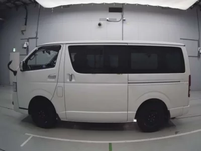 Toyota REGIUS ACE VAN