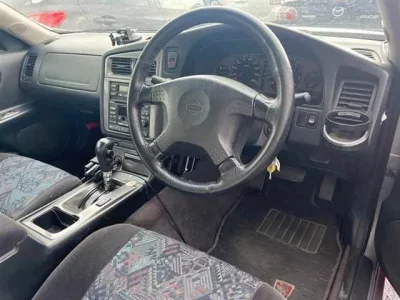 Nissan STAGEA