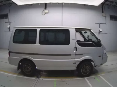Mazda BONGO VAN