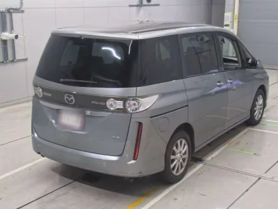 Mazda BIANTE