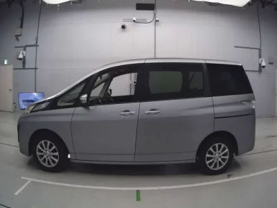 Mazda BIANTE