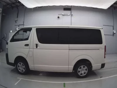 Toyota REGIUS ACE VAN