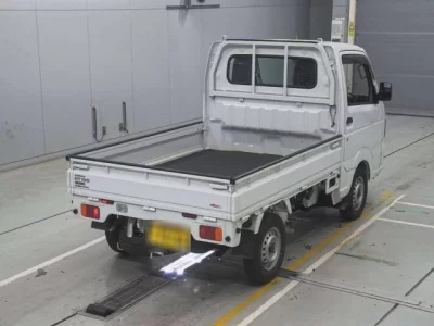 Nissan CLIPPER TRUCK