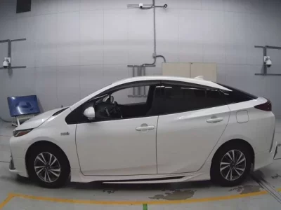 Toyota PRIUS PHV