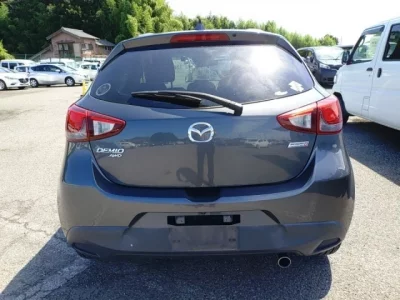 Mazda DEMIO