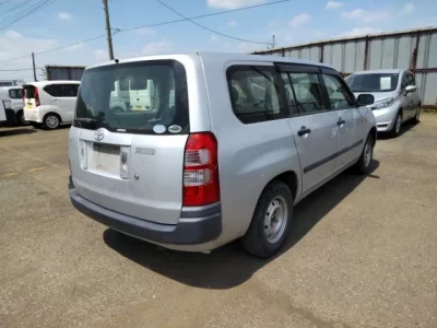 Toyota SUCCEED
