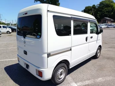 Nissan CLIPPER VAN
