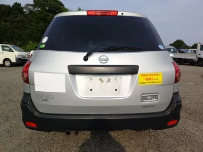 Nissan AD