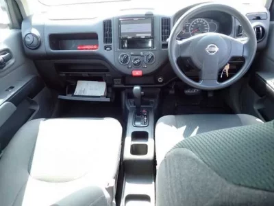 Nissan AD