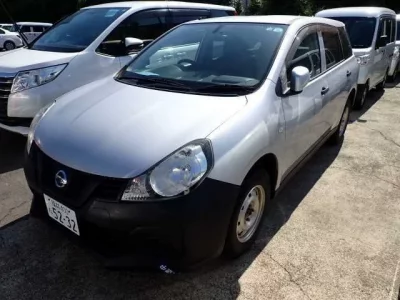 Nissan AD