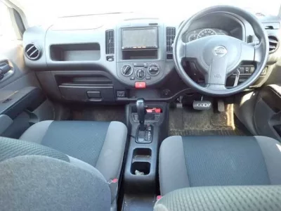 Nissan AD
