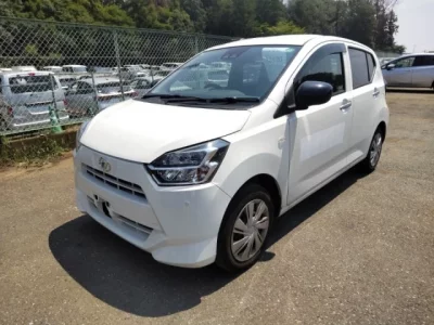 Daihatsu MIRA E S