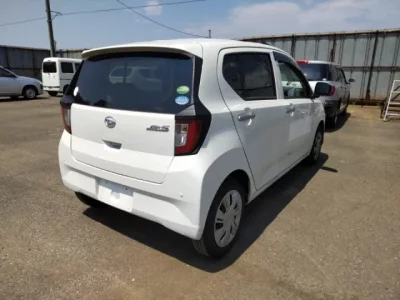 Daihatsu MIRA E S