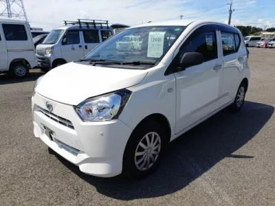 Daihatsu MIRA E S