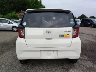 Daihatsu MIRA E S