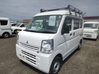 Mitsubishi MINICAB VAN